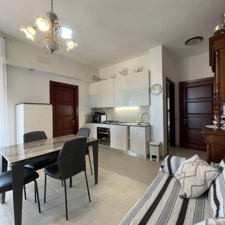 La Terrazza sul Parco - Appartamento Deluxe con 2 Camere da Letto - 7