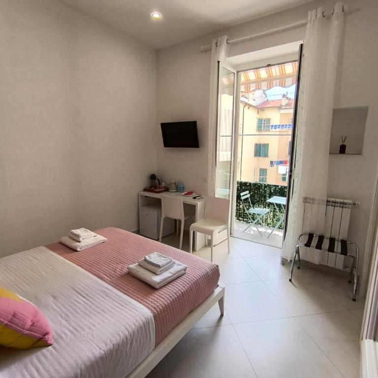 Cherry rooms - Camera Matrimoniale con Balcone - 9