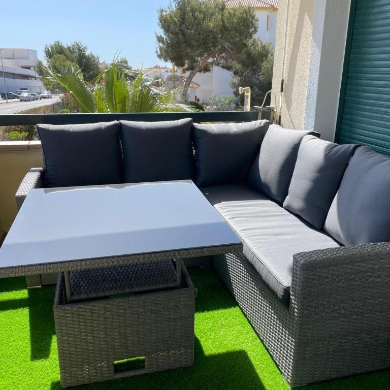 Luxury 2 bed, 2 bath apartment with sea view, central heating and new bathrooms. - Apartamento de 2 dormitorios - 21