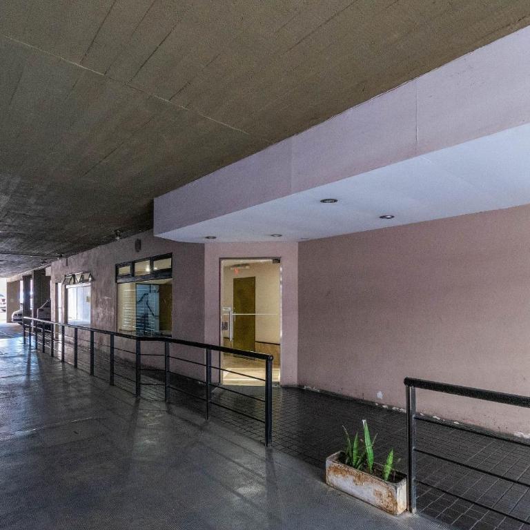 Amplio y clásico 3 amb. con cochera | Recoleta - Apartamento Familiar de 2 dormitorios - 37