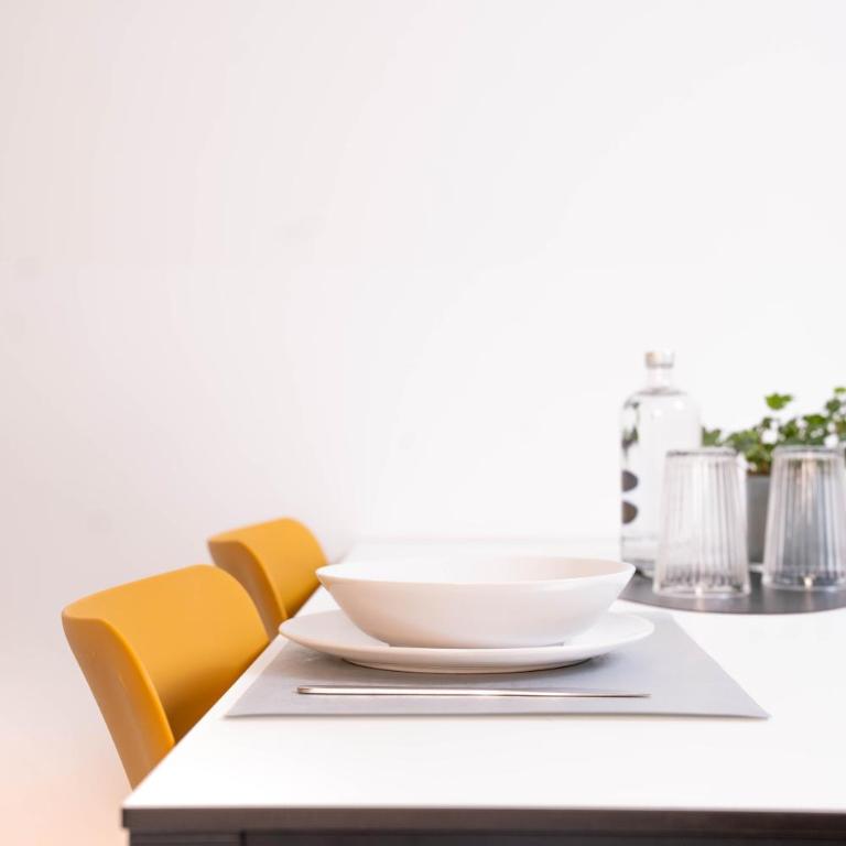 CityU Grazioli 27 Appartamento Trento Città - 2 stanze con 2 parcheggi privati gratuiti - Appartamento con 2 Camere da Letto - 10