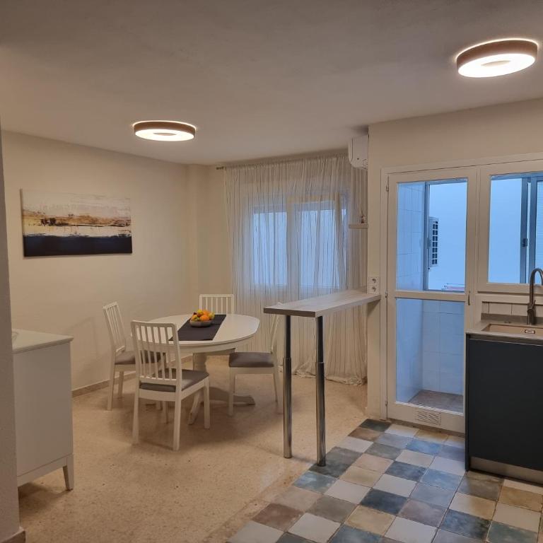 Aleksandra Apartament Sant Francesc - Apartamento de 2 dormitorios - 4