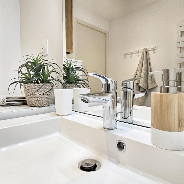 T2 design proche gare/Intra-M/Sillon, garage privé - Appartement 1 Chambre - 7