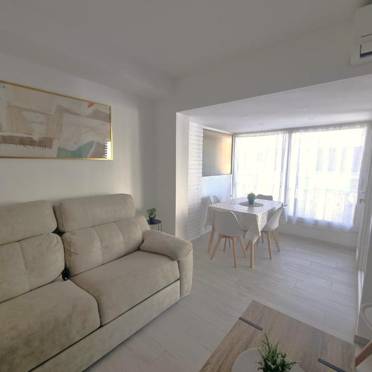 Apartamentos en Denia frente al Puerto! - Two-Bedroom Apartment with Sea View - 5