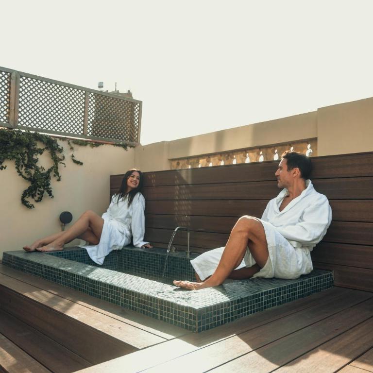 Praktik Èssens - Superior Double Room with Exterior Bathtub - 7
