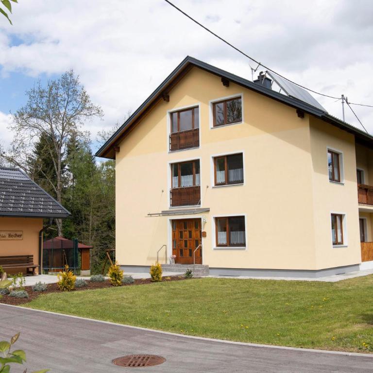 Ferienwohnungen Hecher - Apartment mit Badewanne - 1