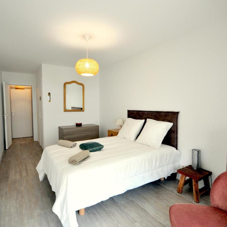 Charmant 2 Pièces au calme - One-Bedroom Apartment - 11