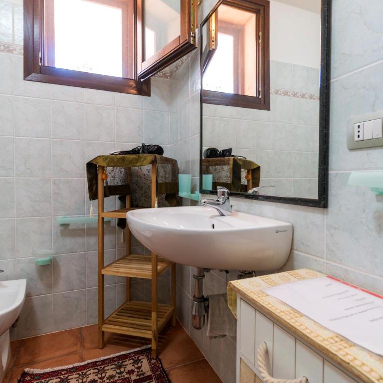 Rustico degli Ulivi - Appartamento con 2 Camere da Letto e Terrazza - 23