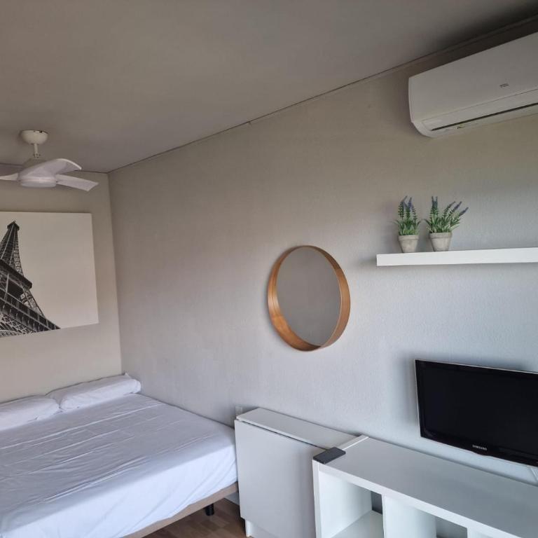 Apartamento Vista Bahía - Studio with Sea View and Terrace - 2