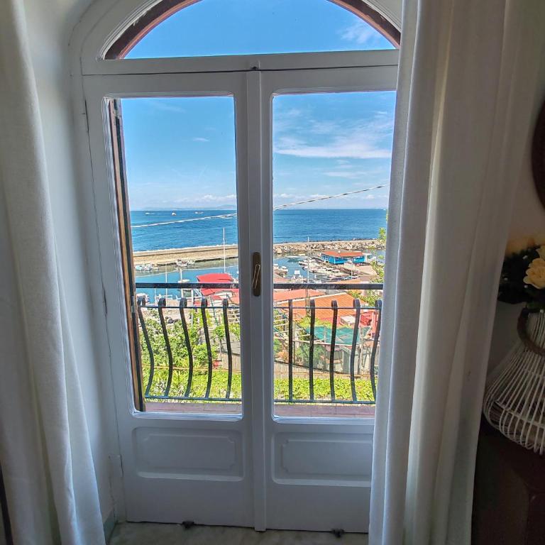 Panoramic Sea-View Apartments with Terrace, Marina della Lobra - Appartamento con Vista Mare - 2