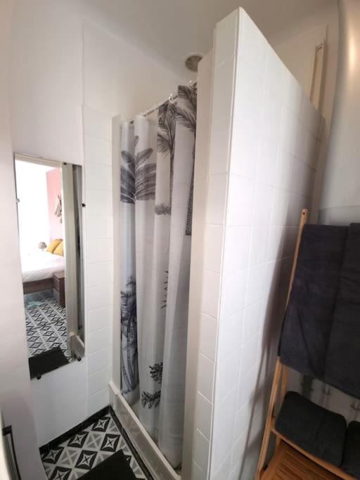 Le Petit Ecusson à la Cathédrale - One-Bedroom Apartment - 8