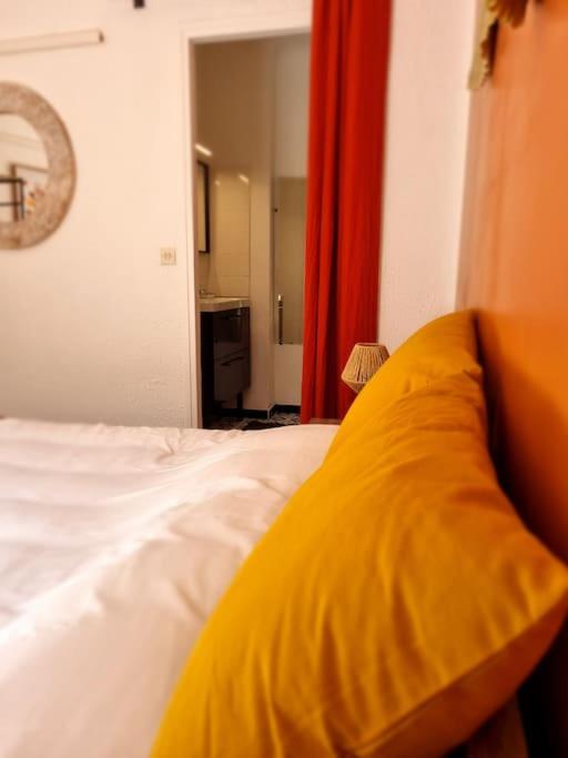 Le Petit Ecusson à la Cathédrale - One-Bedroom Apartment - 6
