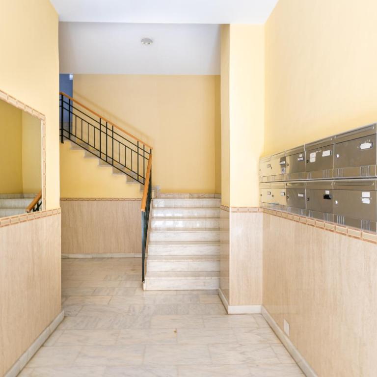 WintowinRentals Quiet Apartment, good location, free parking - Apartamento de 2 dormitorios - 22