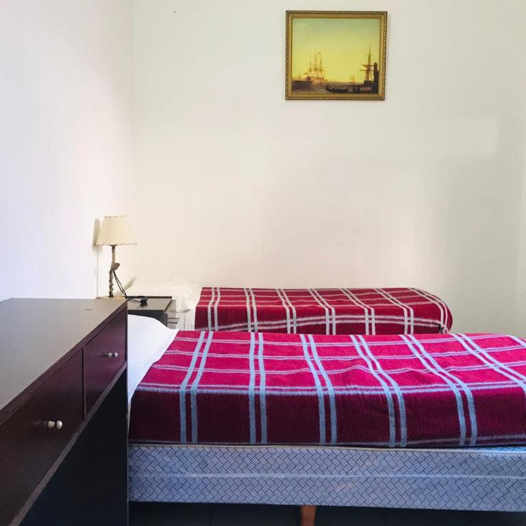 Hotel Piamonte - Habitación Doble con baño privado - 2 camas - 2