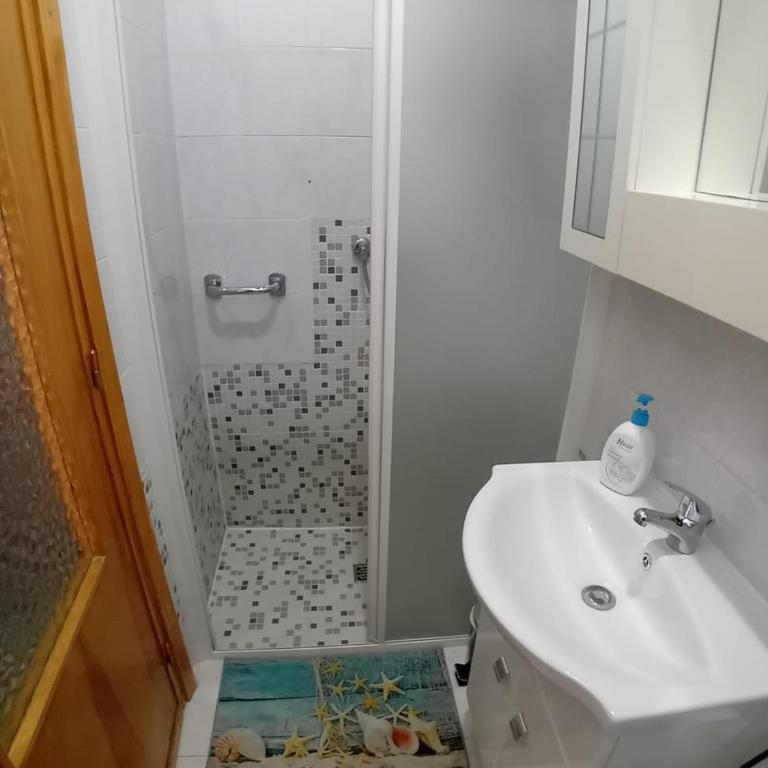 Casa Mea - Appartamento con 1 Camera da Letto - 13