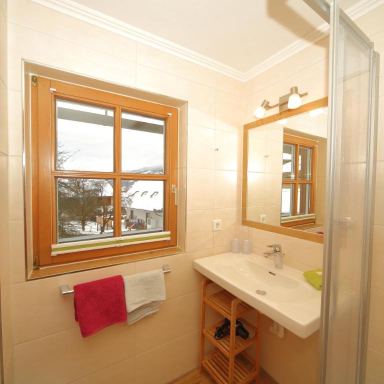 Linarhof Apartment Urlaub am Bio Bauernhof - Apartment mit 1 Schlafzimmer - 4