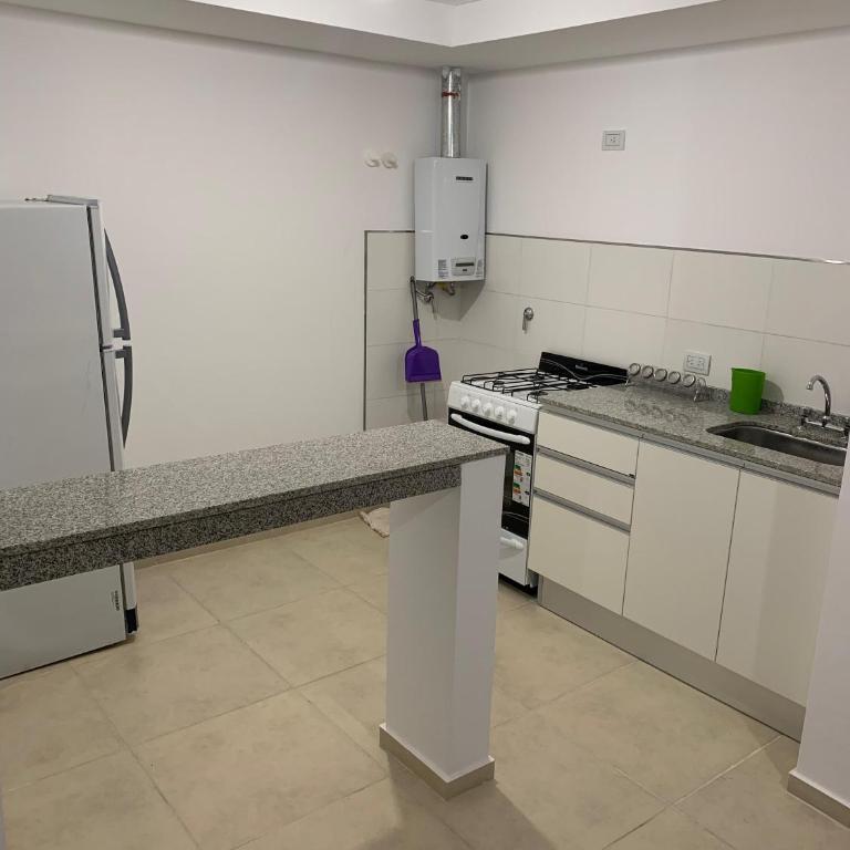 Departamento centrico en barrio cerrado con seguridad - Apartamento de 1 dormitorio - 3