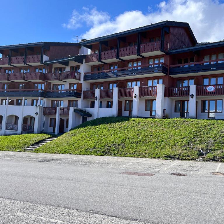La Plagne Appartement au pied des pistes avec vue Mont Blanc - Apartment mit 1 Schlafzimmer - 2