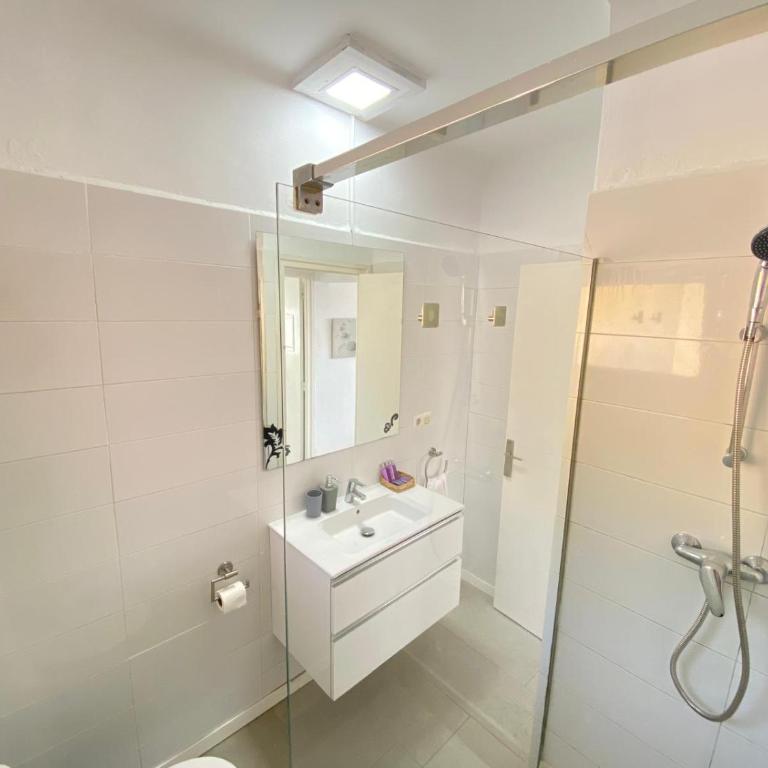 Duna House Lloret de Mar - Apartments with views of the beach - Apartamento con terraza - 20