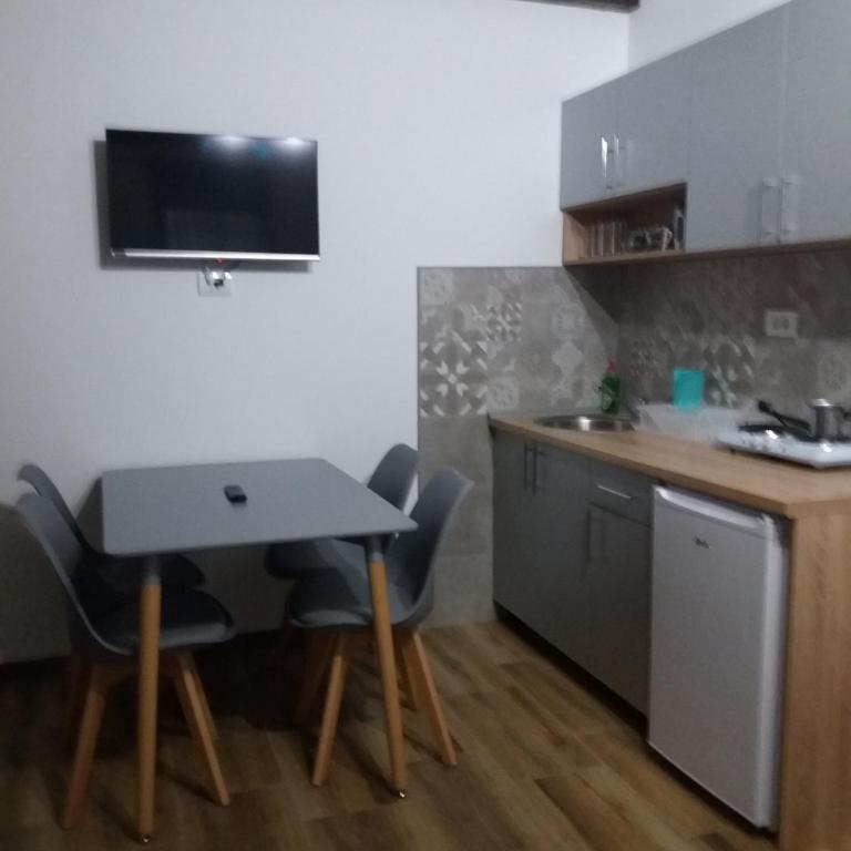 Seka Apartmani - Apartment - 2