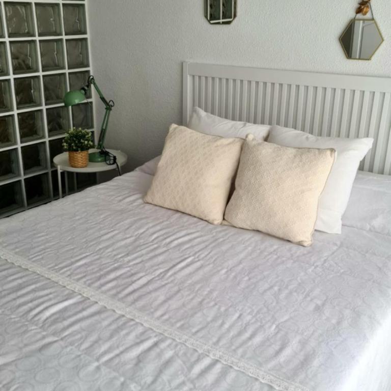 APARTAMENTO LOFT PRIMERA LÍNEA de playa, vistas altas mar y castillo - Apartamento de 1 dormitorio - 8