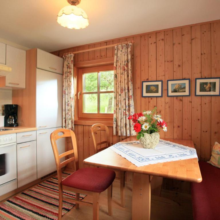 Kasperbauer - Apartment mit 2 Schlafzimmern und Balkon - 8