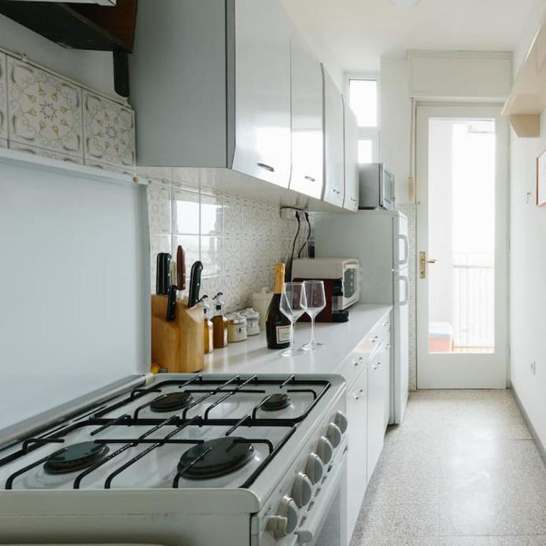 Scenografico fronte mare, 5 piano con terrazzo e P privato - Appartamento con 2 Camere da Letto - 17
