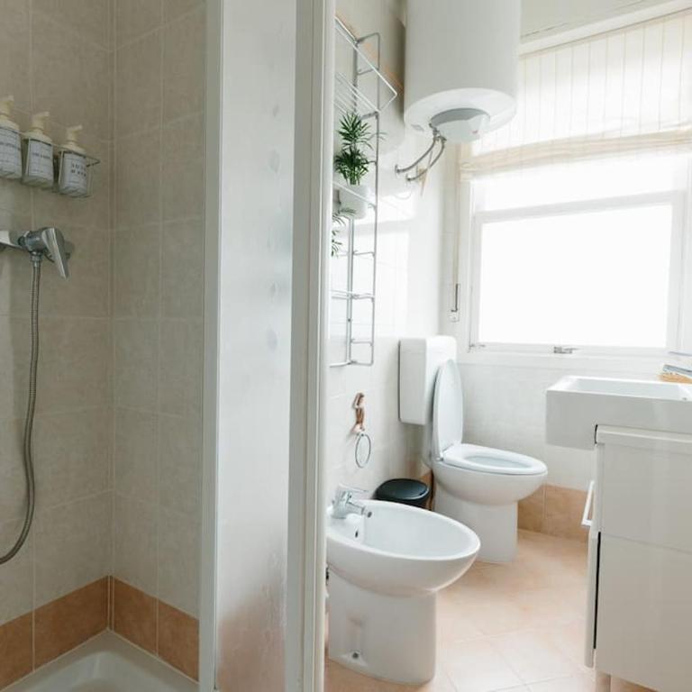 Scenografico fronte mare, 5 piano con terrazzo e P privato - Appartamento con 2 Camere da Letto - 15