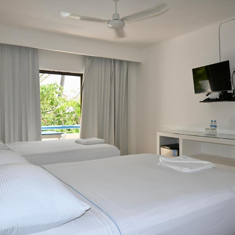 Pelicano Inn Playa del Carmen - Beachfront Hotel - Twin Room with Balcony - 4