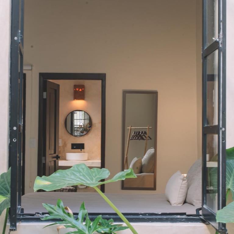 Casa Alicia @ Downtown - One-Bedroom House - 16