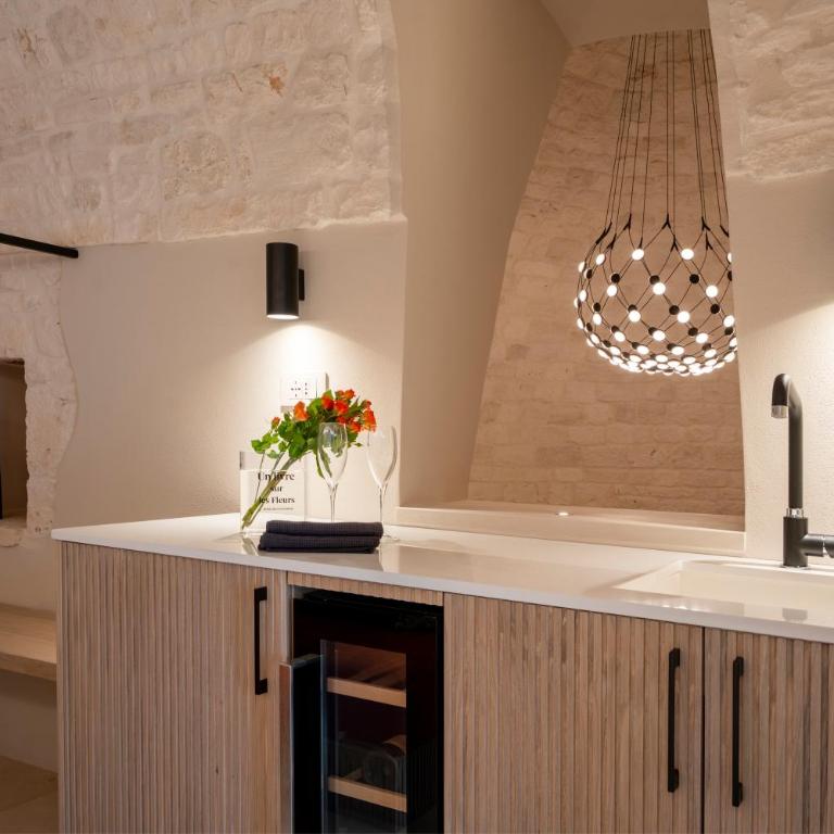 Luxury Trullo Jacuzzi & Patio - Naiira - Appartamento con 1 Camera da Letto - 18