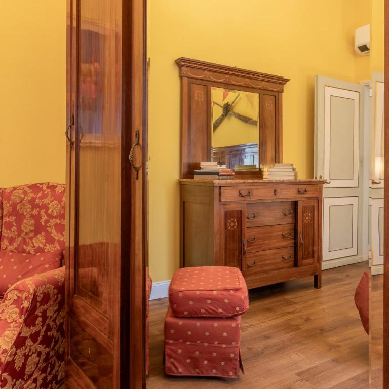 GuestHost - The House of Harry Potter and a Love Story - Three-Bedroom Apartment - 72