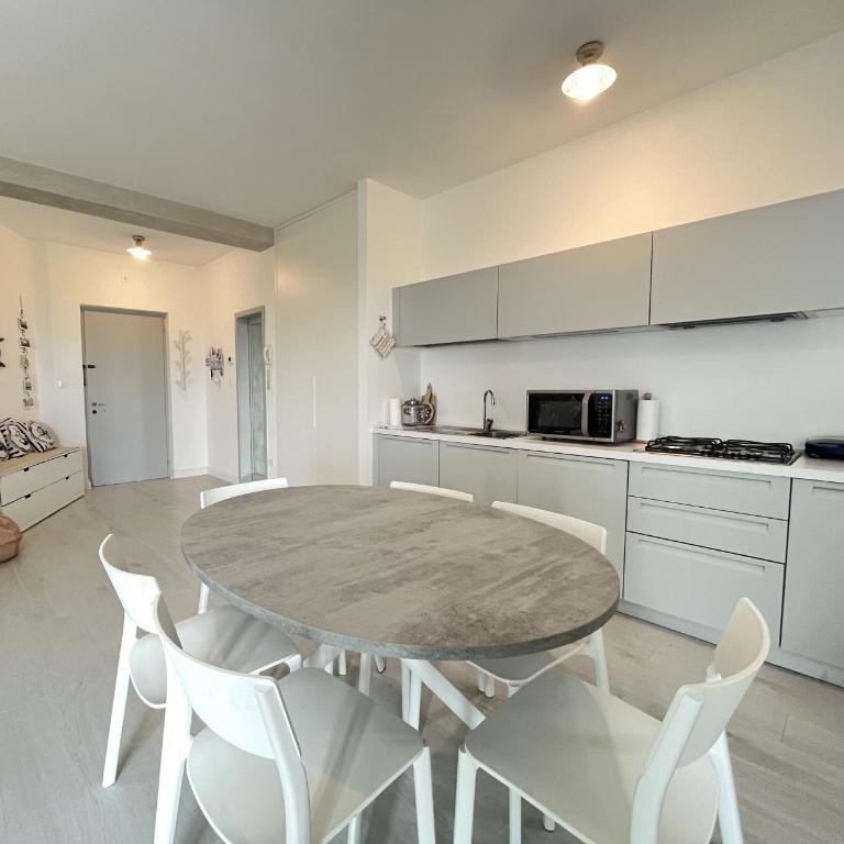 Appartamento Esagono - Appartamento con 2 Camere da Letto - 2