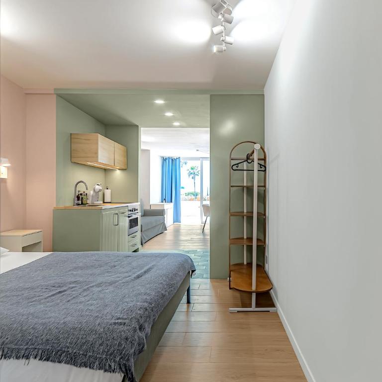 Newly renovated studio 2 min from Playa La Arena - Apartamento de 1 dormitorio - 7