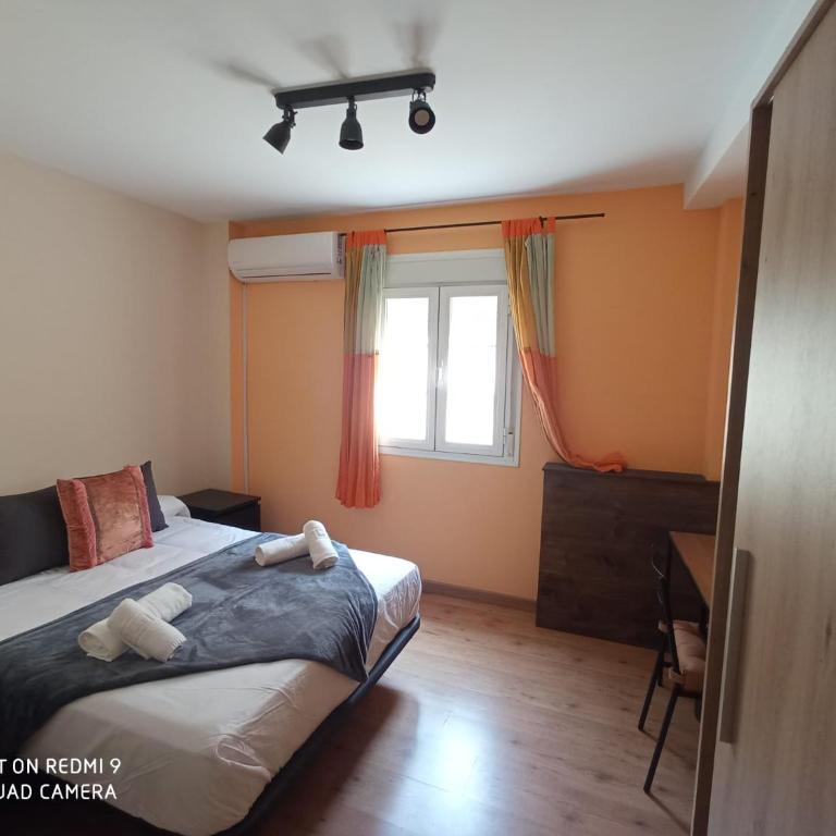 Duplex en Centro de Malaga, calle Nuño Gomez - Apartamento de 2 dormitorios - 48