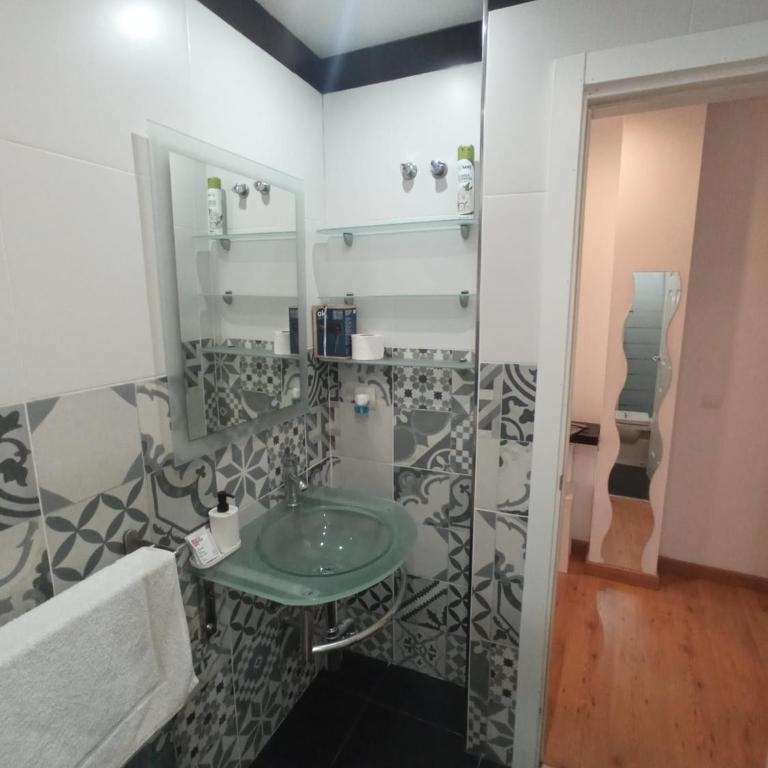 Duplex en Centro de Malaga, calle Nuño Gomez - Apartamento de 2 dormitorios - 51