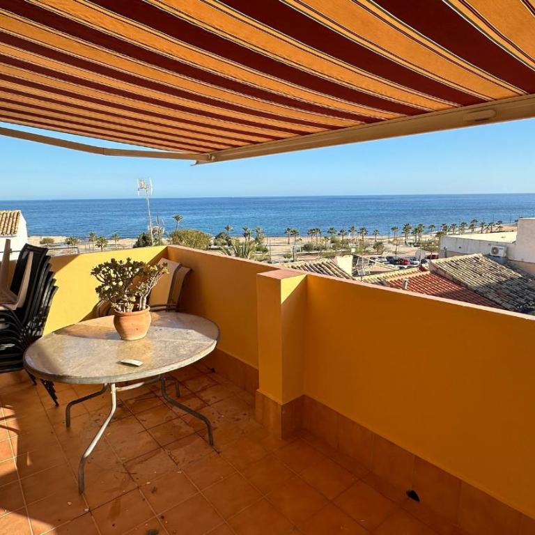 LLum24, Casa de pueblo cerca del mar con gran terr - Casa de 2 dormitorios - 2