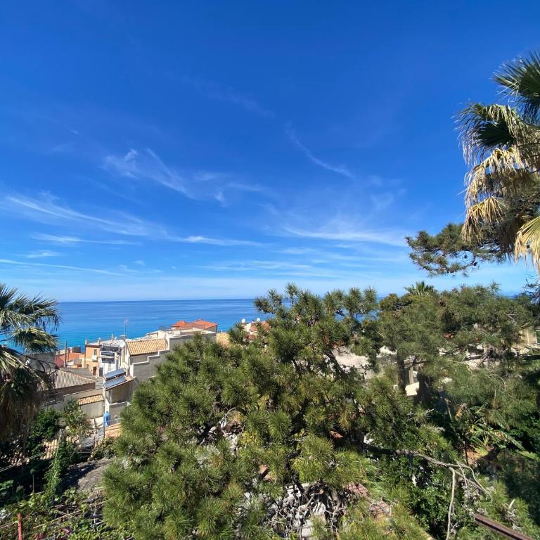 Holiday House Nuvola TROPEA CENTRO WIFI PARKING - Three-Bedroom Apartment - 56