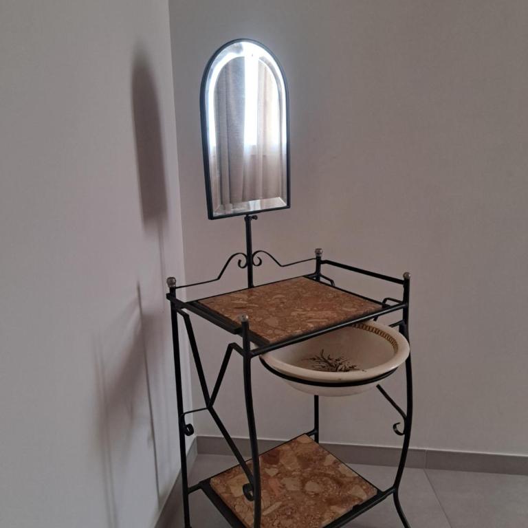 Palazzo Boccapianola - Apartment with Balcony - 25