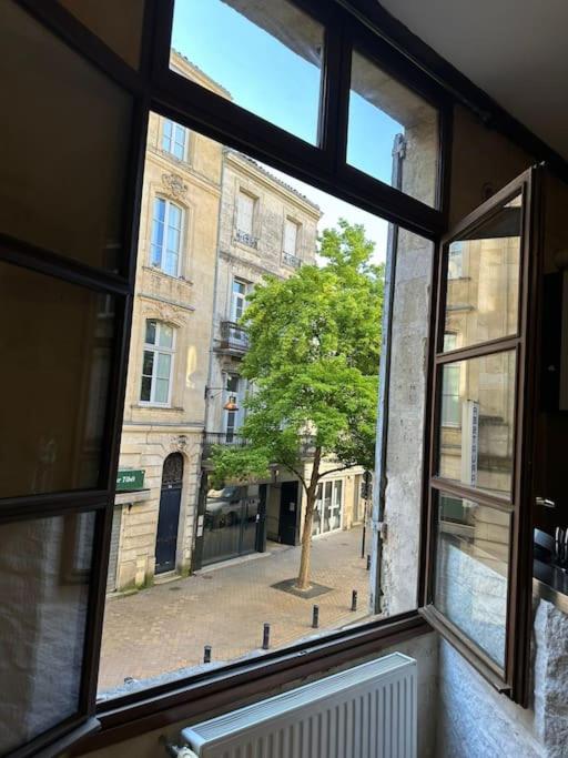 Unforgettable Stay Heart of Bordeaux Historical City Center - One-Bedroom Apartment - 22