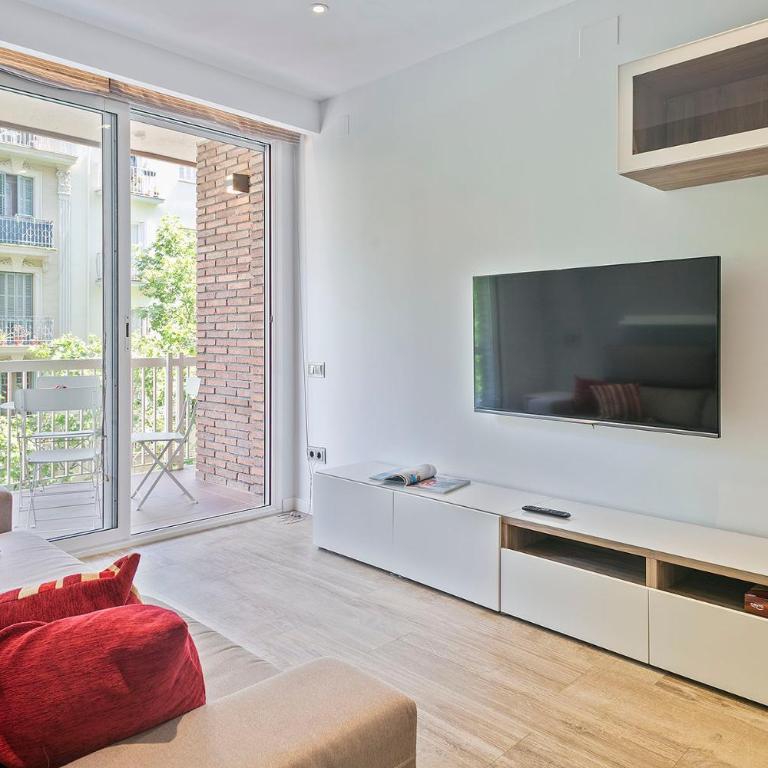 Habitat Apartments Pau - Apartment with Balcony - 3