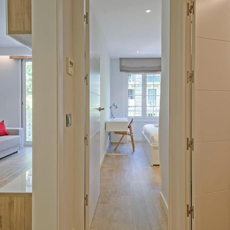 Habitat Apartments Pau - Apartment with Balcony - 8