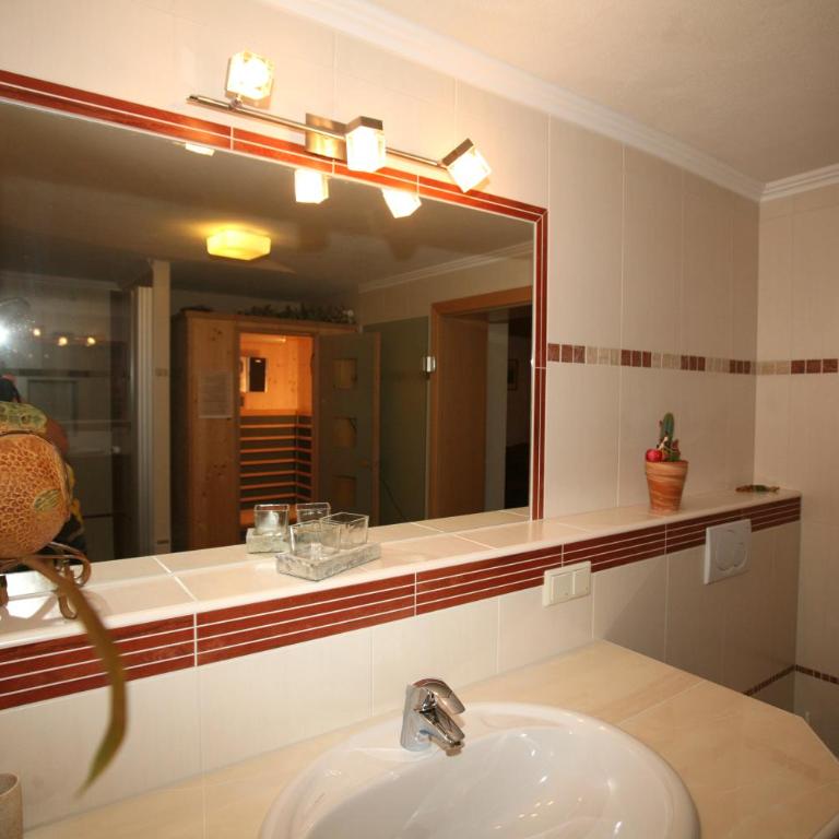 Ferienhaus Abendstille - Chalet mit Balkon - 52