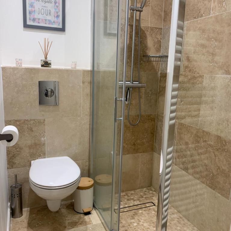 Beau T2 avec jardin Fréjus plage - Apartamento de 1 dormitorio - 8