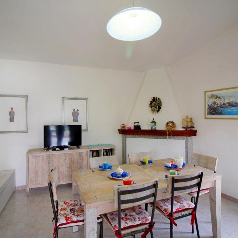 Villa Caterina a pochi passi dalla spiaggia con 3 Camere e Giardino Privato - Casa con 3 Camere da Letto - 16
