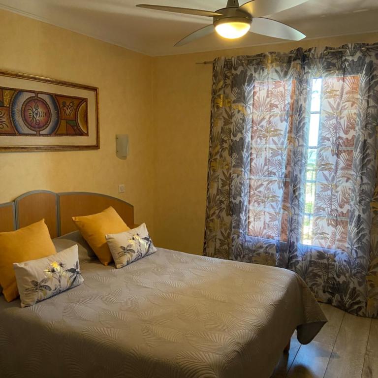 Les Belles Terrasses - Chambre Double ou Lits Jumeaux - Vue sur Mer - 17