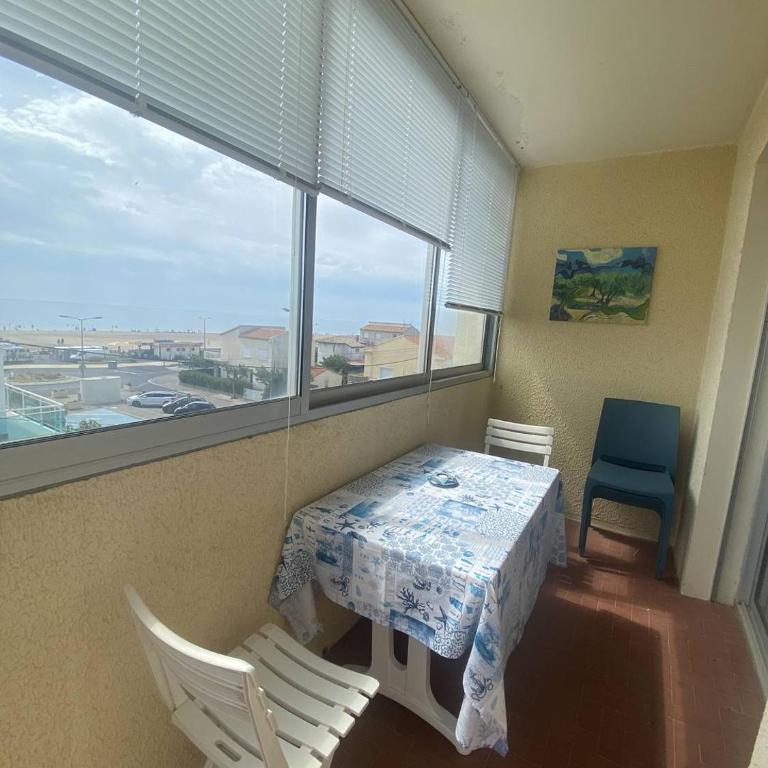 Jolie appartement à 50m de la plage - Appartement 2 Chambres - 6