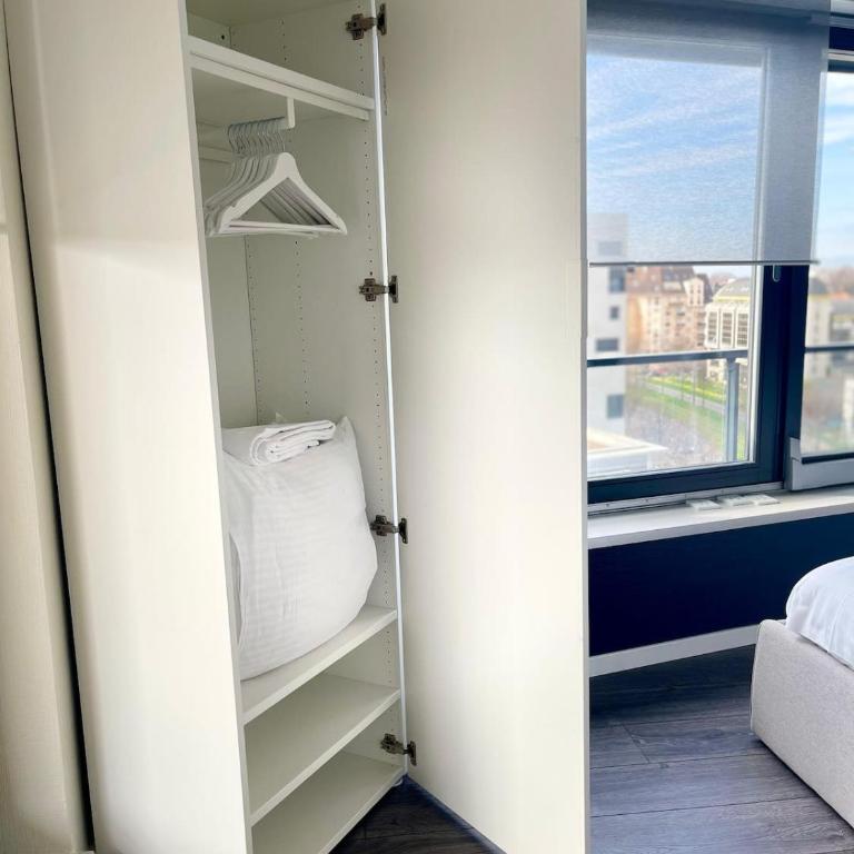 Appart Standing Balcon 6 Pers Parking Privé Tram - Two-Bedroom Apartment - 41