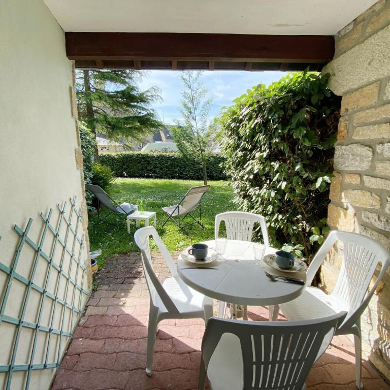 CELADON - Studio, Rez-de-Jardin, Proche Plage - U205 - Studio mit Terrasse - 4