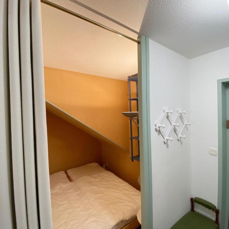 CELADON - Studio, Rez-de-Jardin, Proche Plage - U205 - Studio mit Terrasse - 8